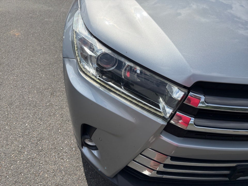2019 Toyota Highlander Limited Platinum