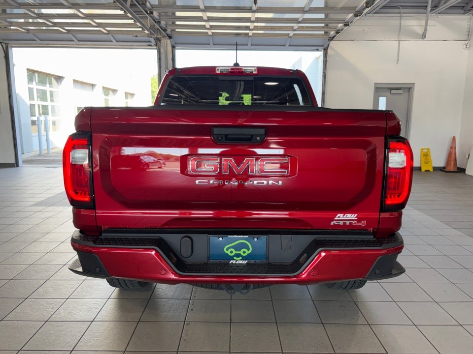 2024 GMC Canyon 4WD AT4