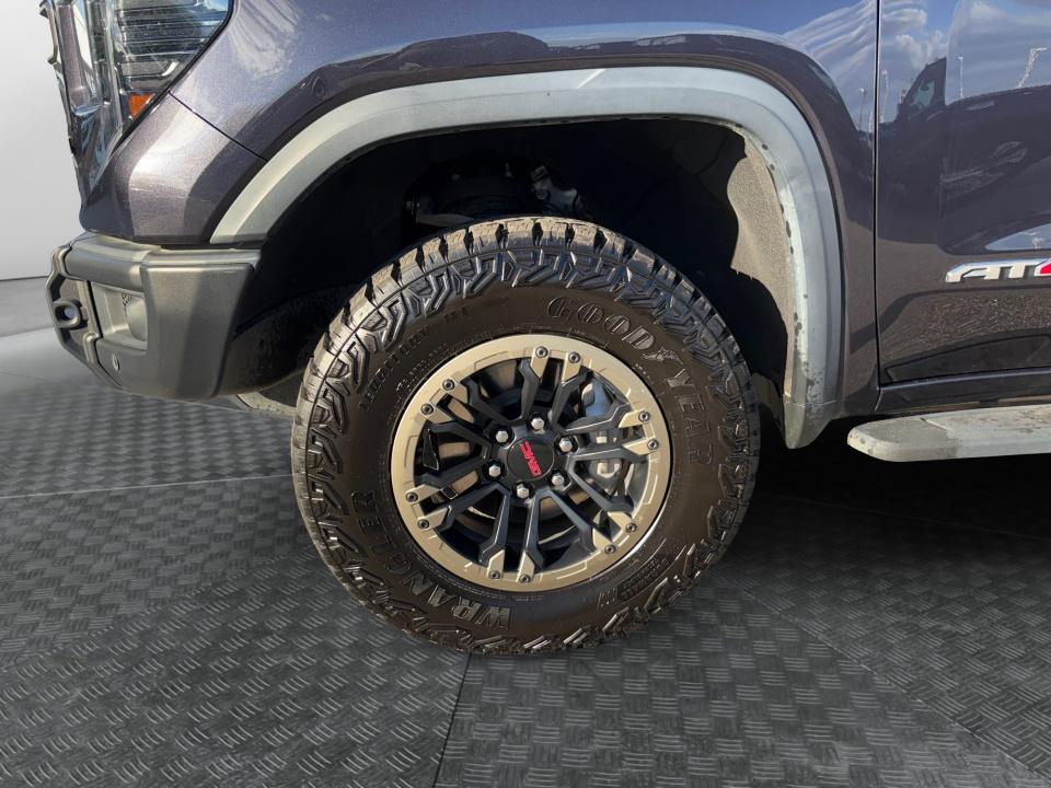 2024 GMC Sierra 1500 AT4X