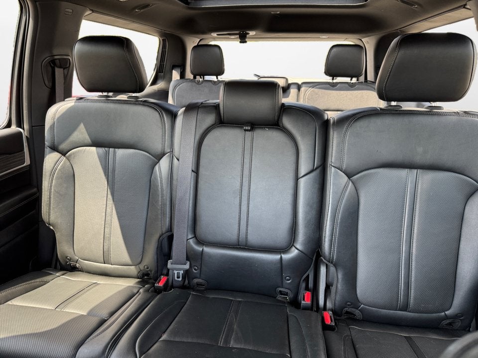 2023 Jeep Wagoneer Series III 4x4