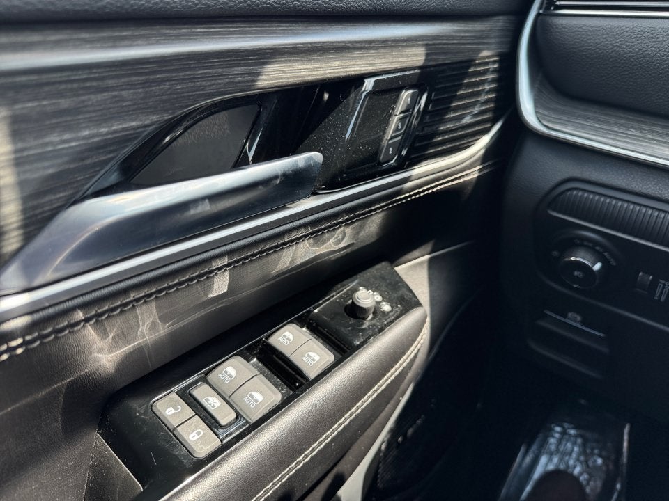 2023 Jeep Wagoneer Series III 4x4