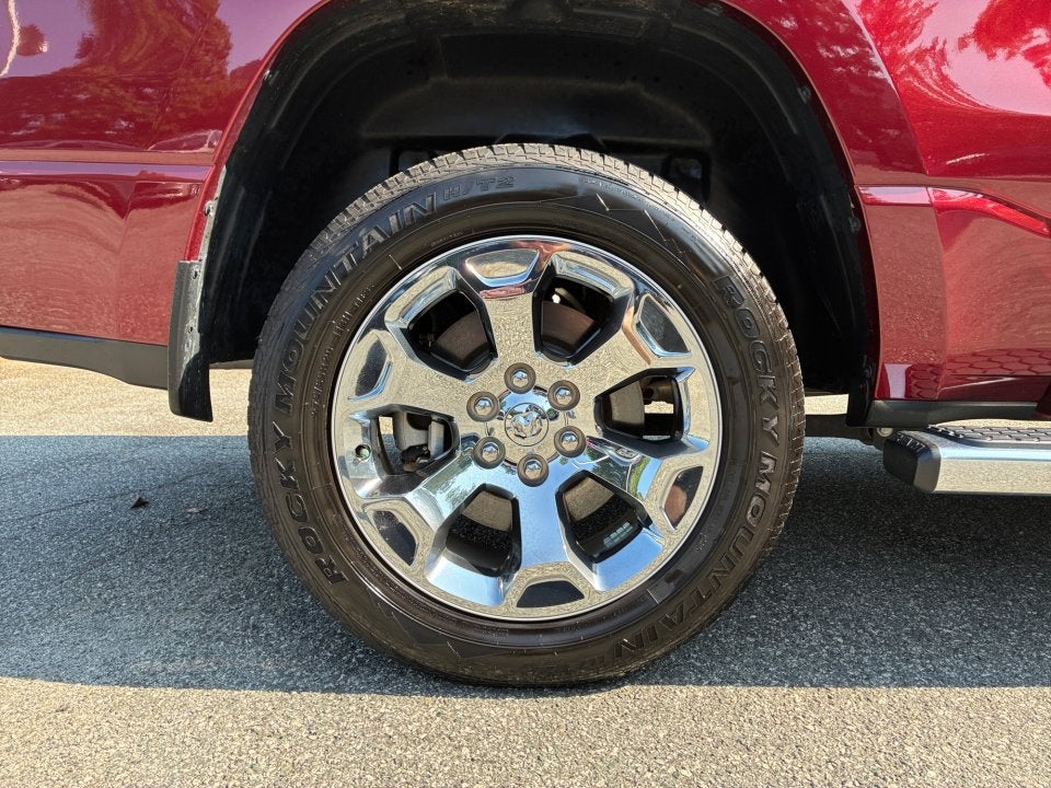 2022 RAM 1500 Big Horn Crew Cab 4x4 5'7" Box