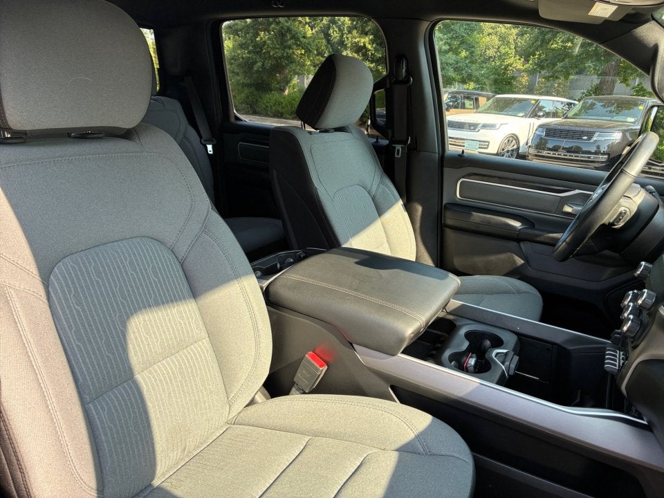 2022 RAM 1500 Big Horn Crew Cab 4x4 5'7" Box