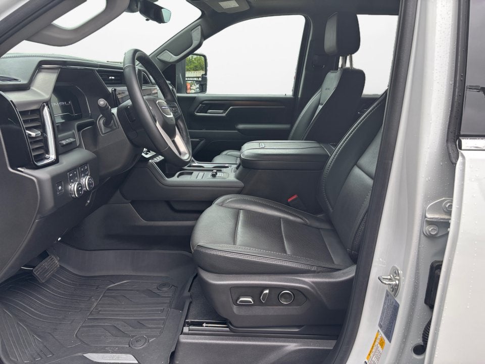 2025 GMC Sierra 3500 HD Denali DRW