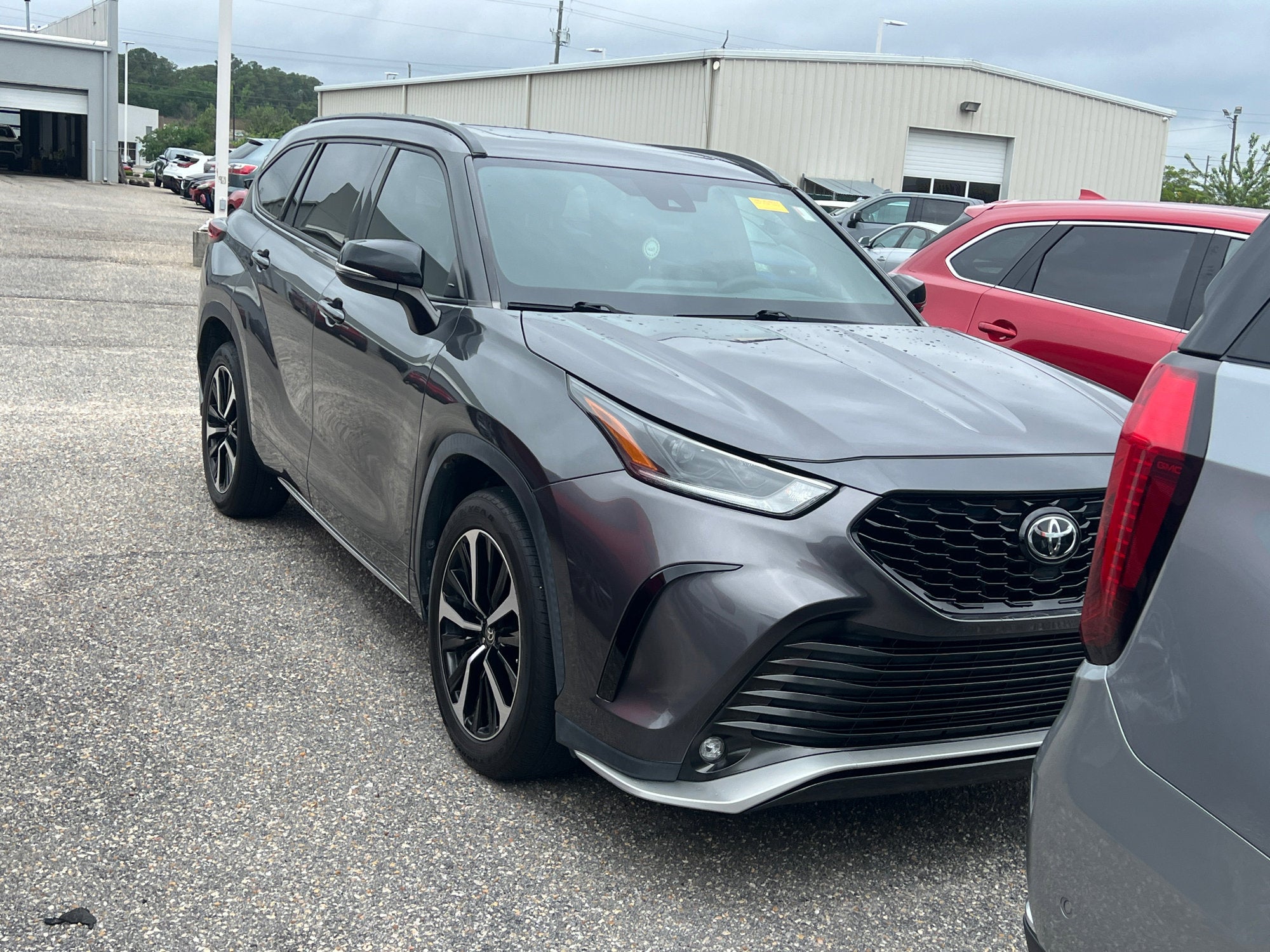 2021 Toyota Highlander XSE 4x2 V6's photo