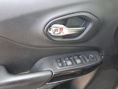2019 Jeep Cherokee Altitude