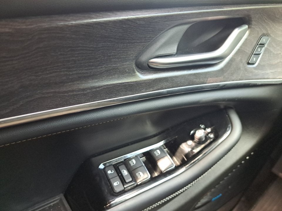 2022 Jeep Grand Cherokee L Overland 4x4