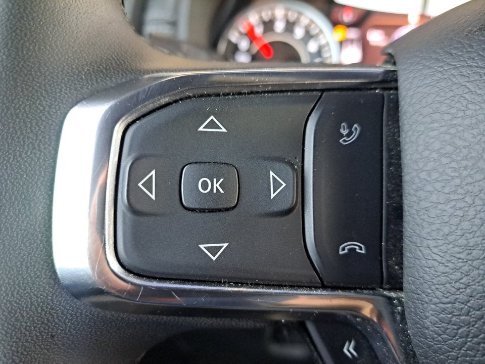 2025 RAM 1500 Laramie Crew Cab 4x4 5'7" Box