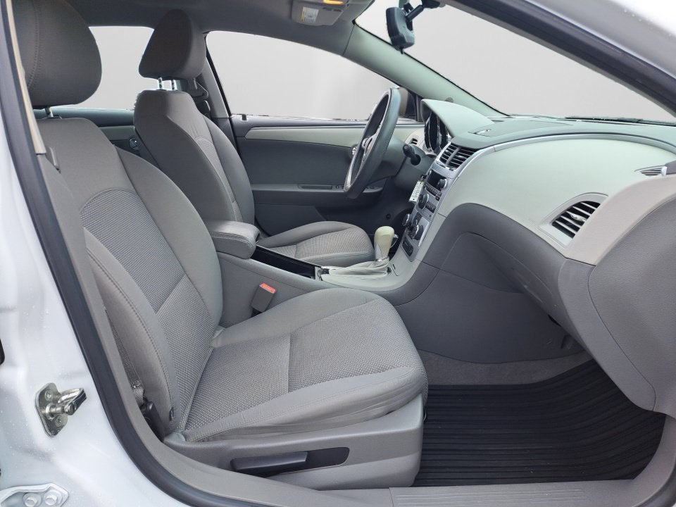 2012 Chevrolet Malibu LS w/1LS