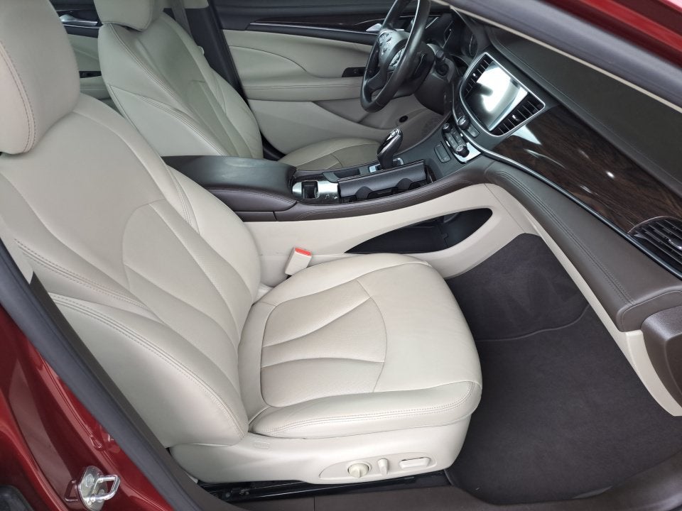 2017 Buick LaCrosse Essence