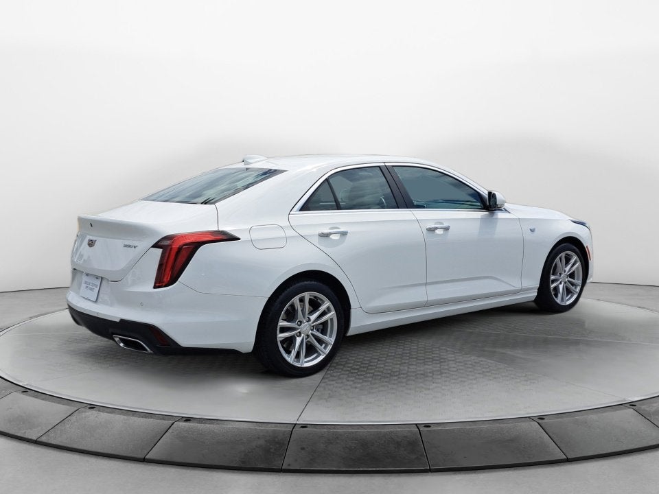 2023 Cadillac CT4 Luxury