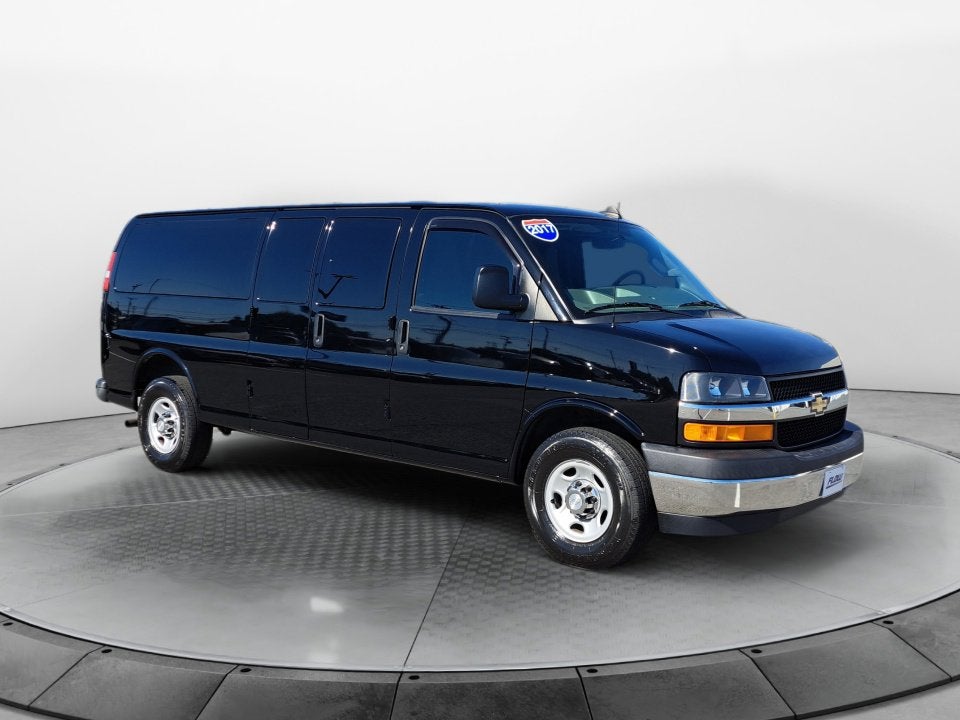2017 Chevrolet Express Passenger 3500 LT