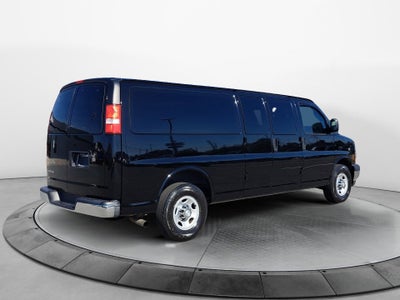 2017 Chevrolet Express Passenger 3500 LT