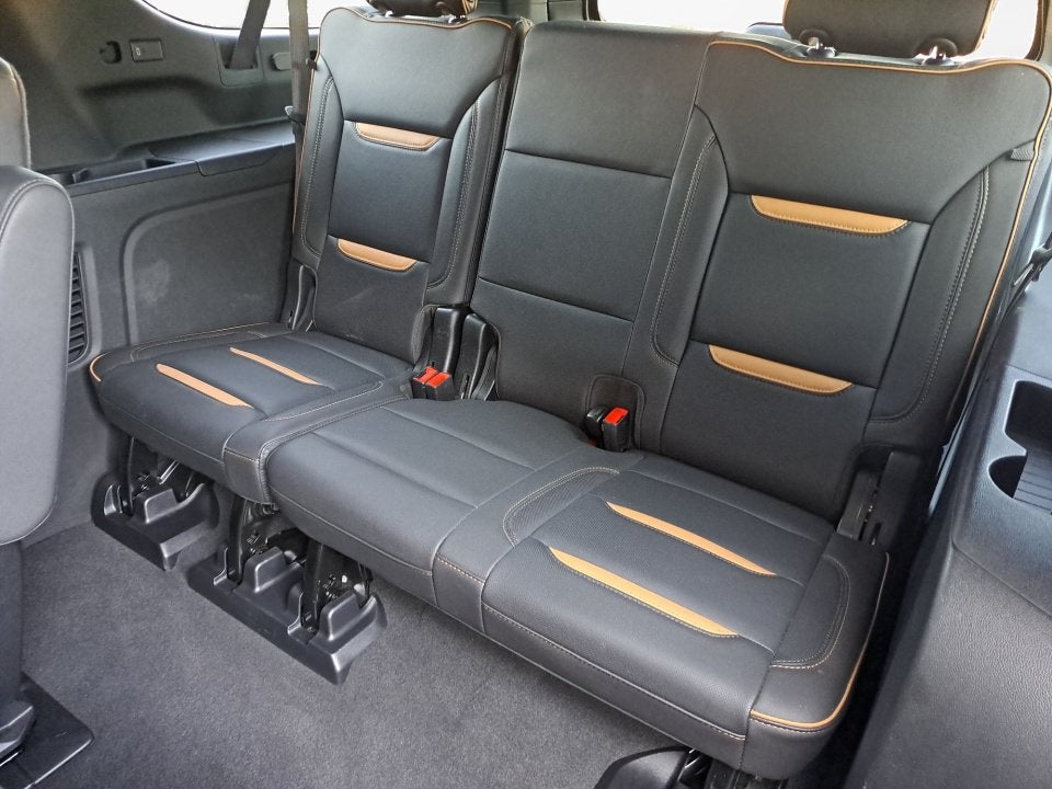 2023 GMC Yukon XL AT4