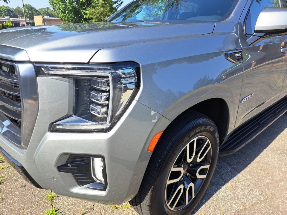 2023 GMC Yukon XL AT4
