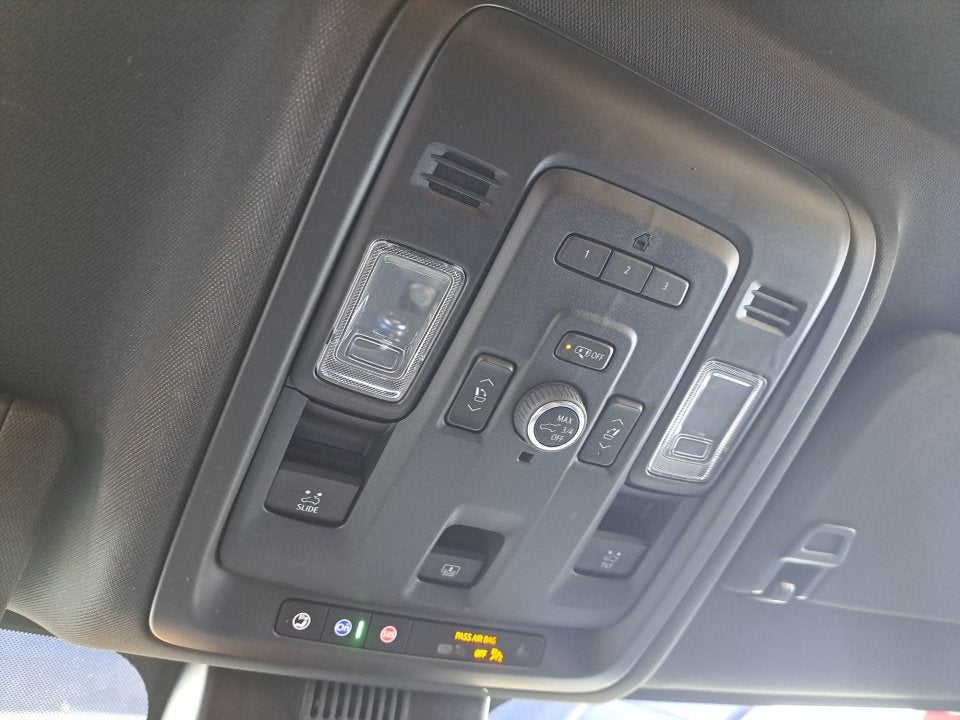 2023 GMC Yukon XL AT4