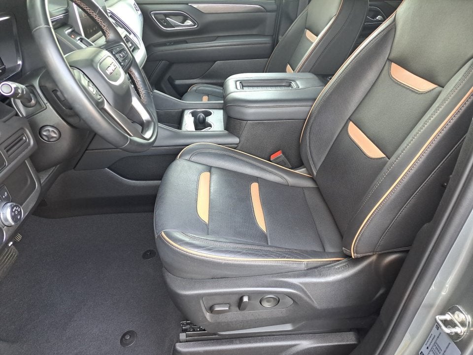 2023 GMC Yukon XL AT4