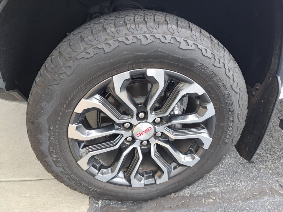 2023 GMC Canyon Denali