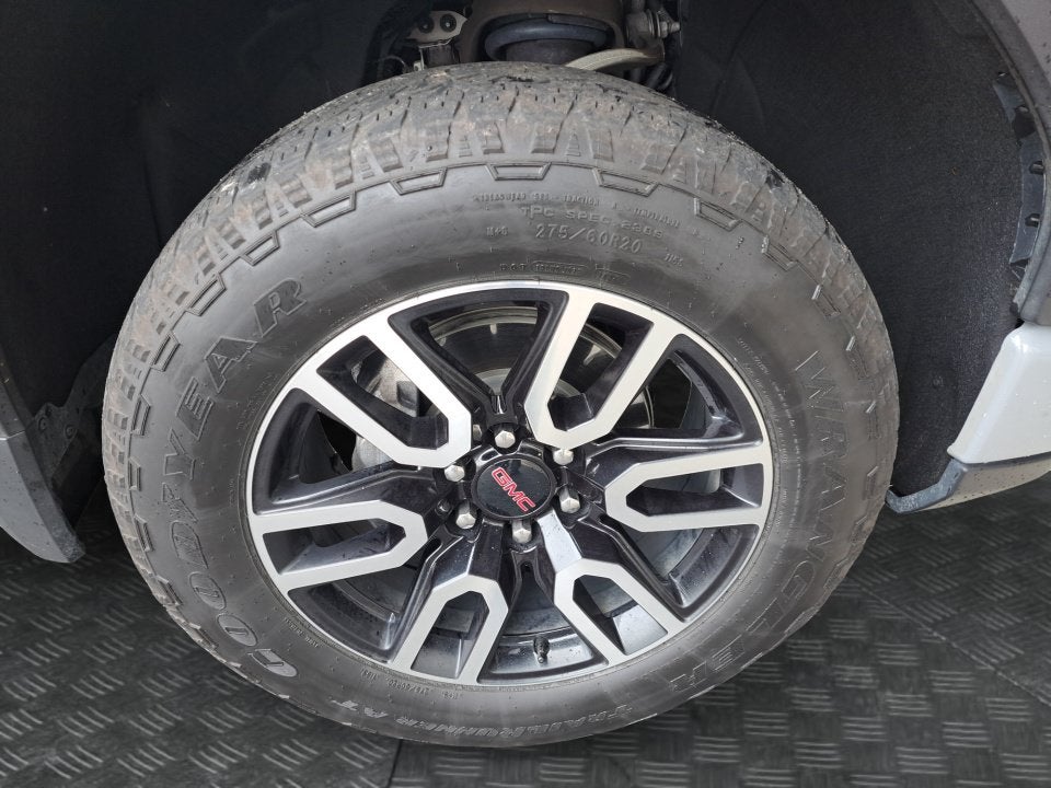 2025 GMC Sierra 1500 AT4