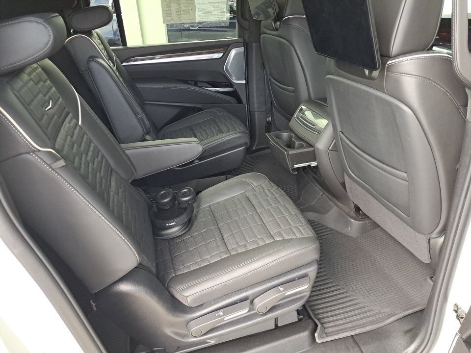 2025 Cadillac Escalade ESV Sport Platinum