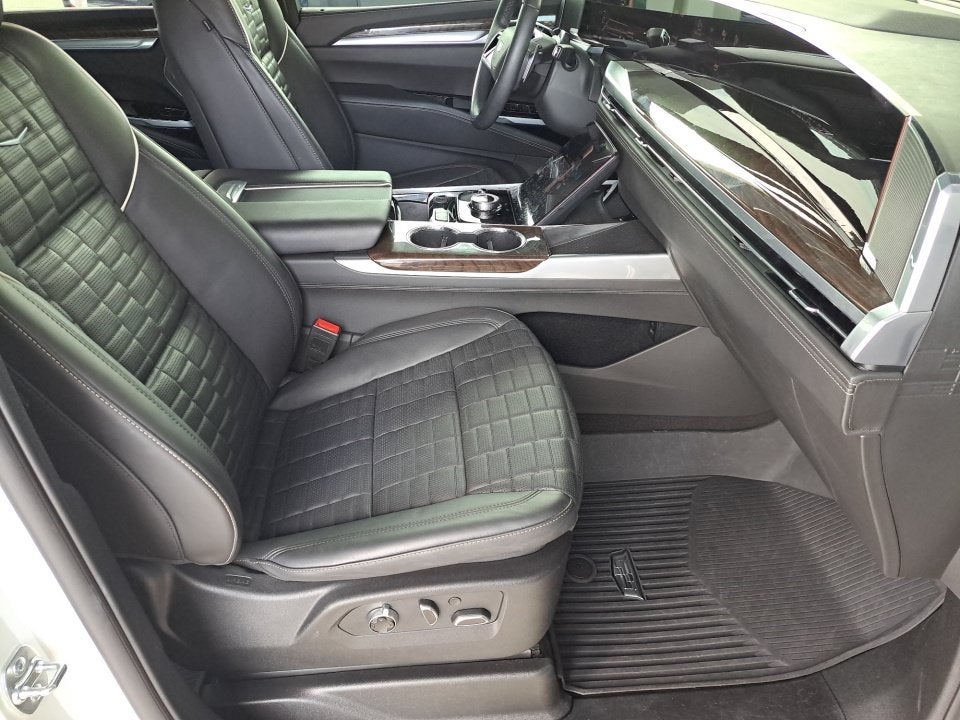 2025 Cadillac Escalade ESV Sport Platinum