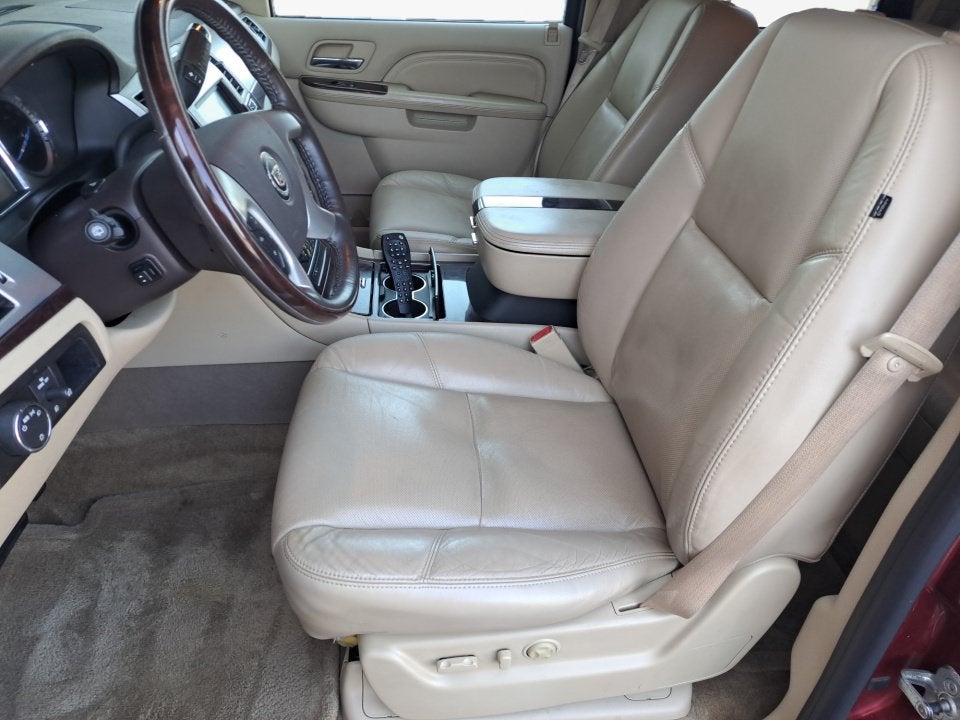 2010 Cadillac Escalade Luxury