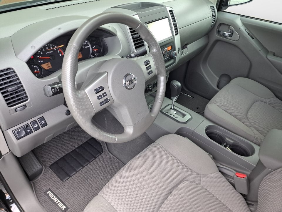 2021 Nissan Frontier Crew Cab SV 4x4