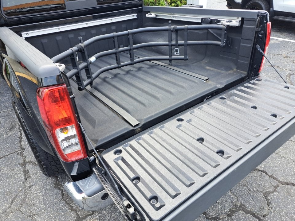 2021 Nissan Frontier Crew Cab SV 4x4