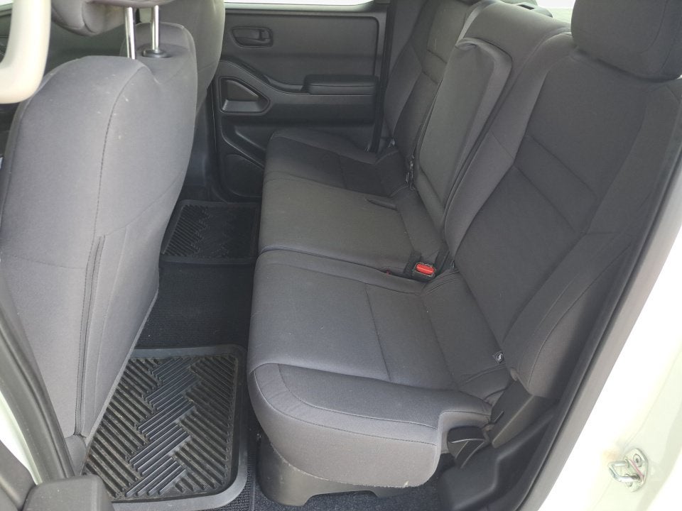 2022 Nissan Frontier Crew Cab S 4x4