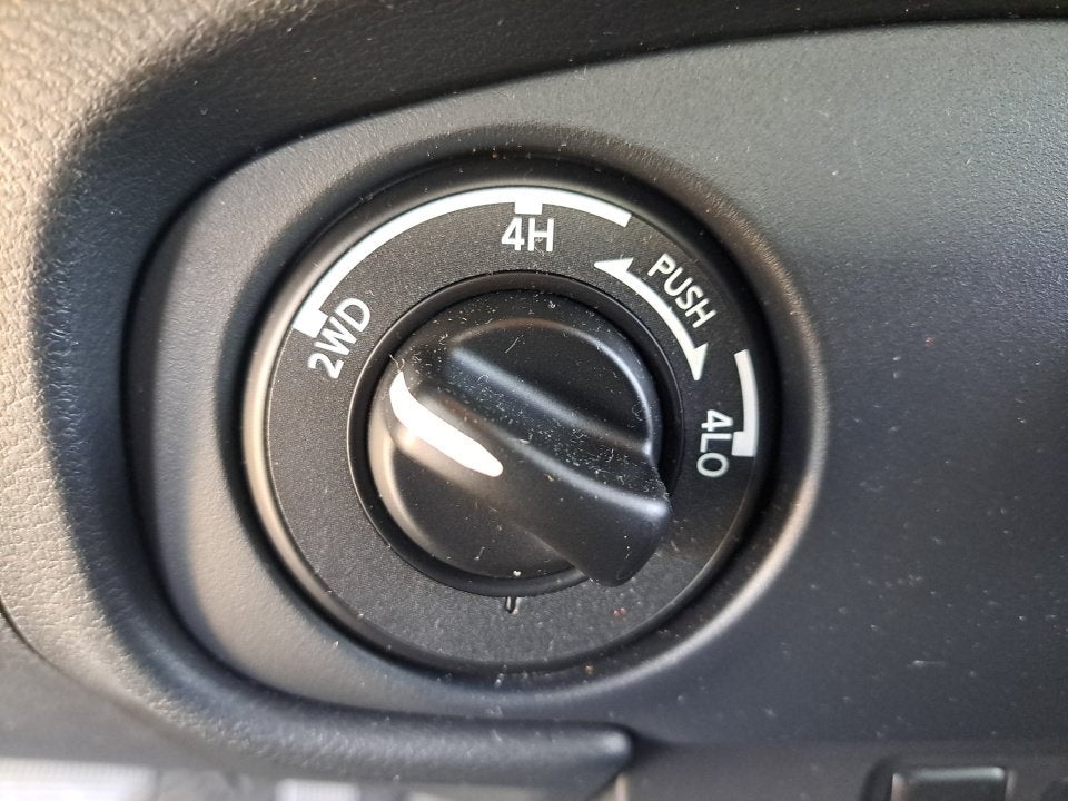 2022 Nissan Frontier Crew Cab S 4x4