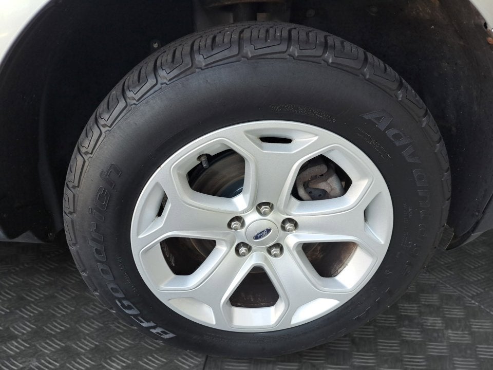 2014 Ford Edge SE