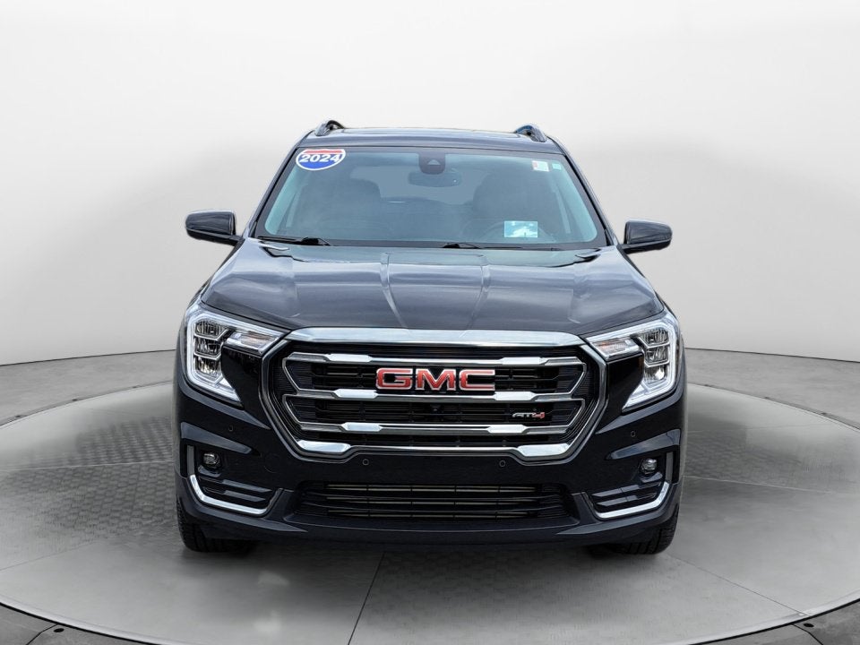 2024 GMC Terrain AT4