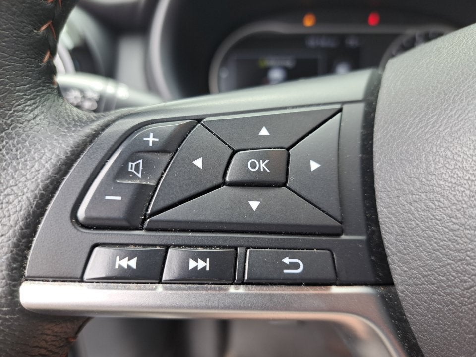 2020 Nissan Kicks SR Xtronic CVT