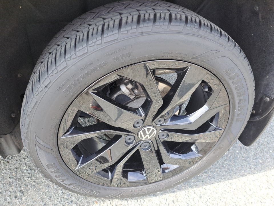 2023 Volkswagen Taos SE