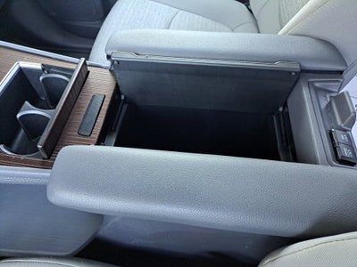 2022 Toyota Sienna LE