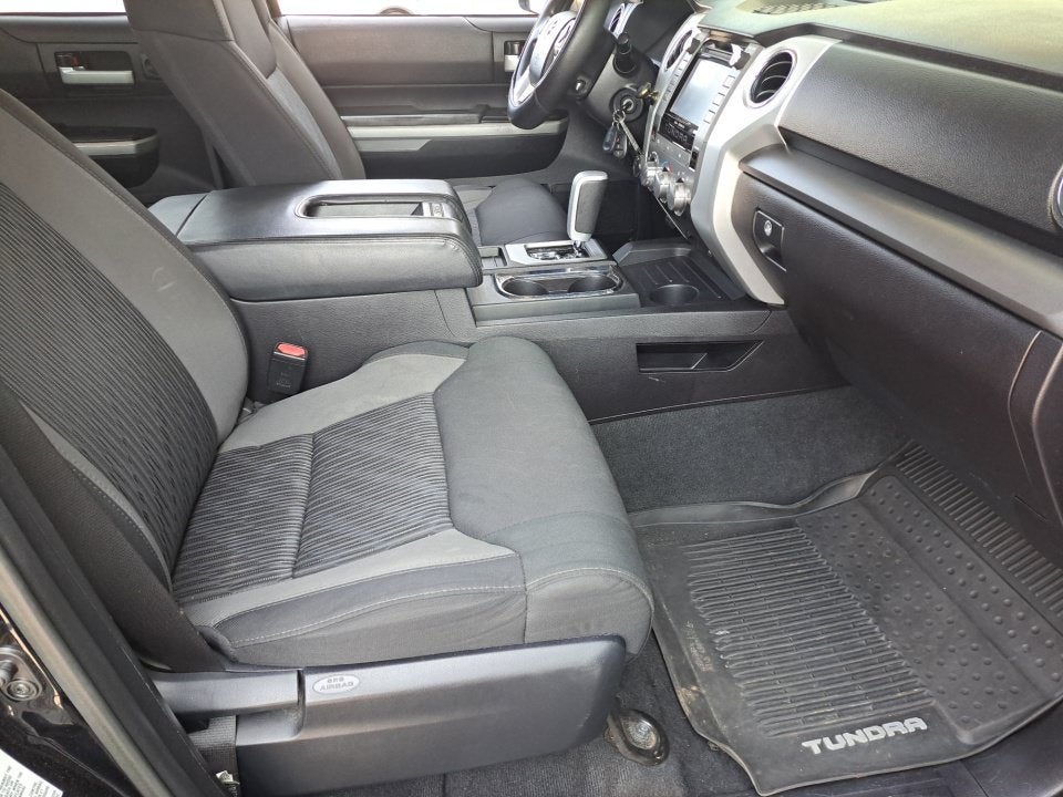 2016 Toyota Tundra 4WD Truck SR5