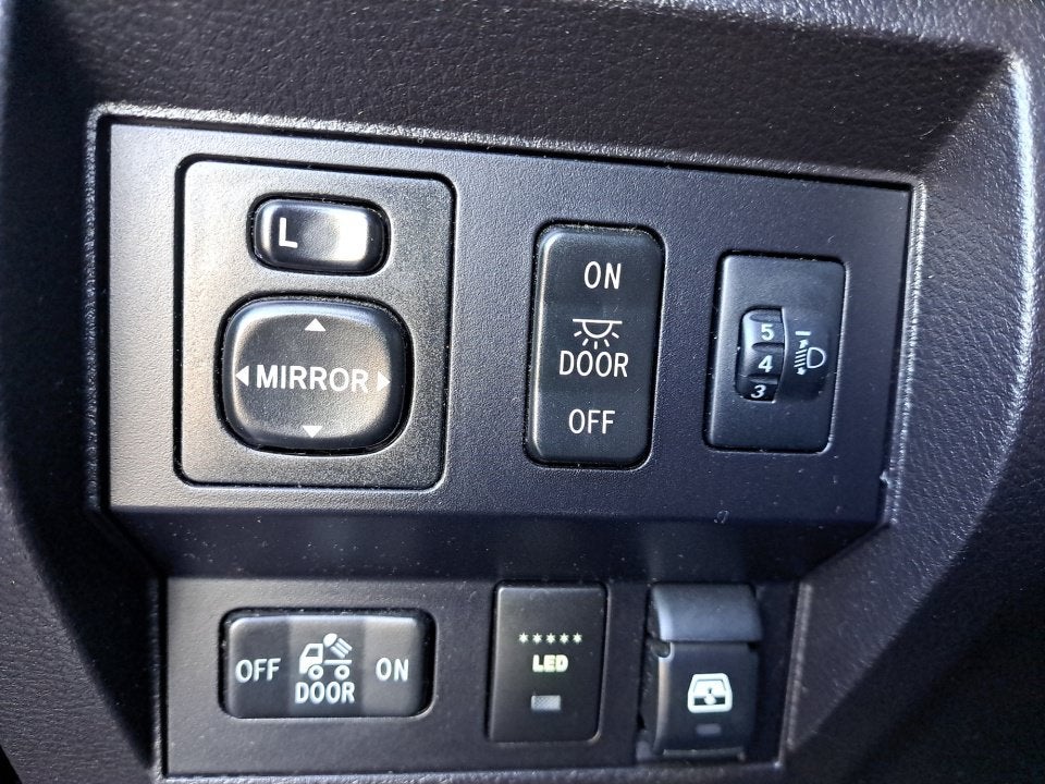 2016 Toyota Tundra 4WD Truck SR5