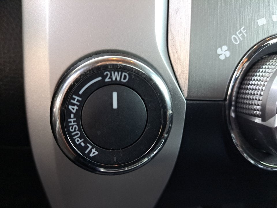 2016 Toyota Tundra 4WD Truck SR5