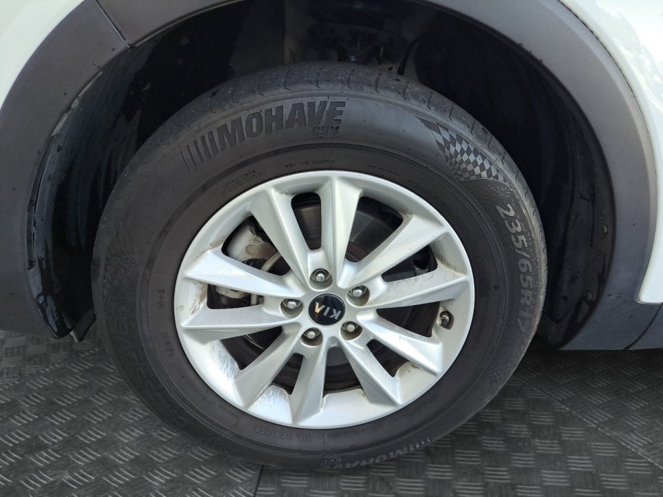 2020 Kia Sorento LX