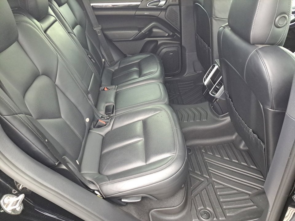 2015 Porsche Cayenne S E-Hybrid