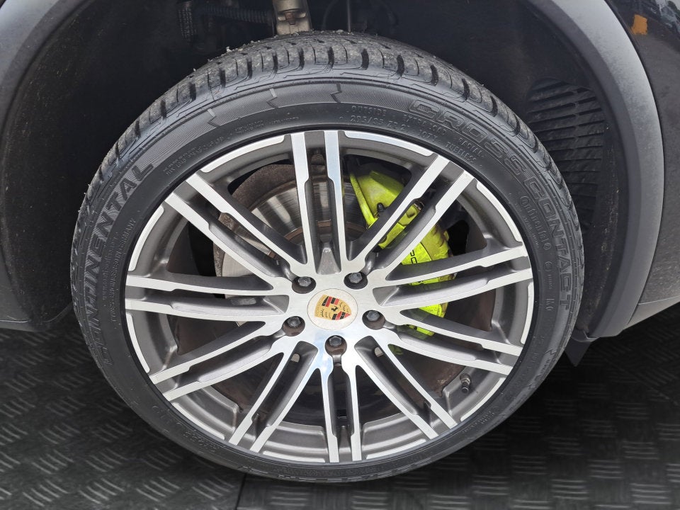 2015 Porsche Cayenne S E-Hybrid