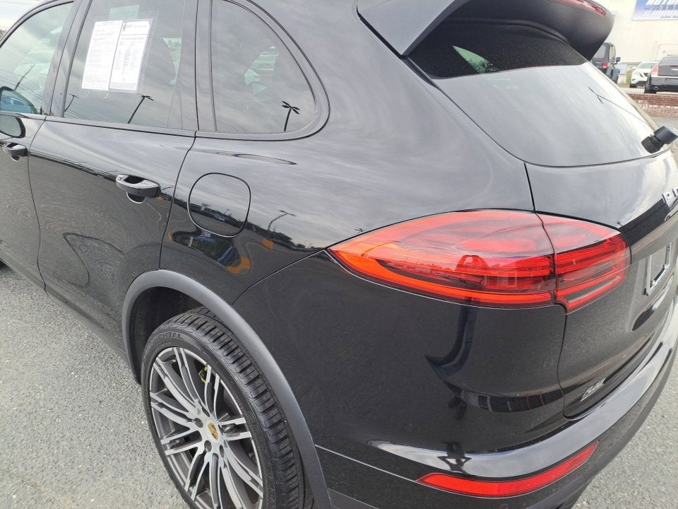 2015 Porsche Cayenne S E-Hybrid