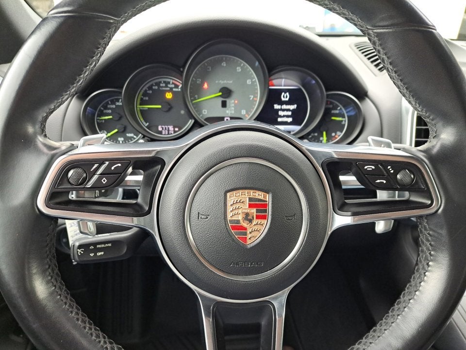 2015 Porsche Cayenne S E-Hybrid
