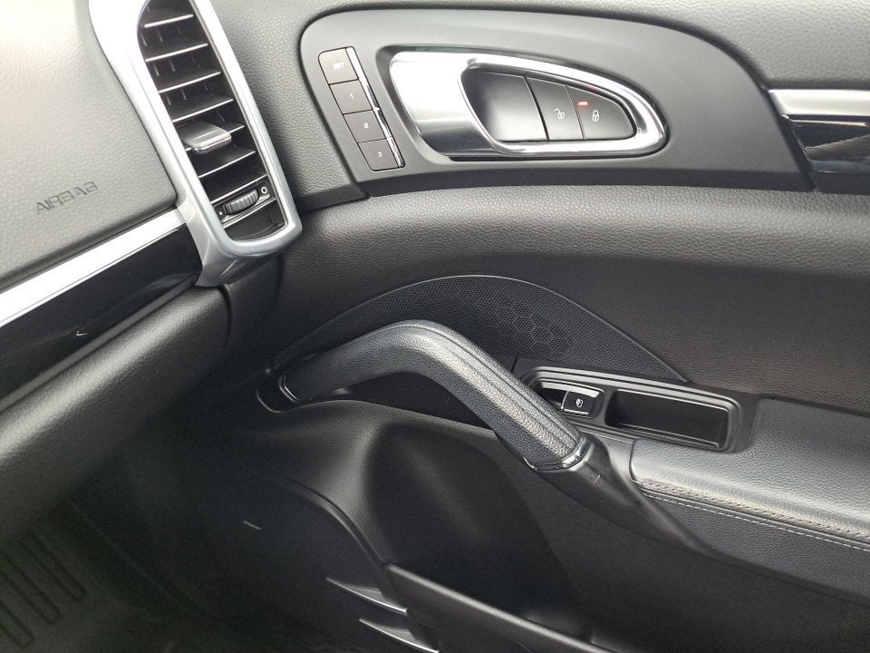 2015 Porsche Cayenne S E-Hybrid