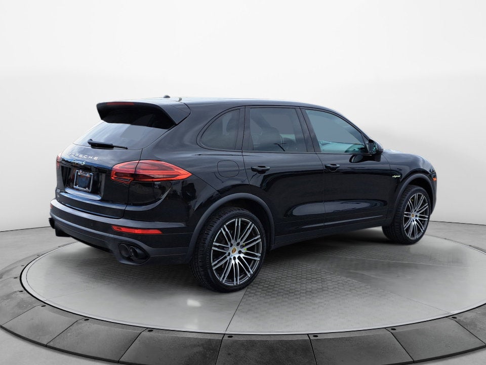 2015 Porsche Cayenne S E-Hybrid